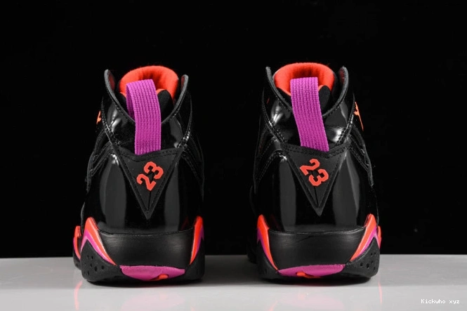 313358-006 Air 7 Retro Black Jordan Patent 0701